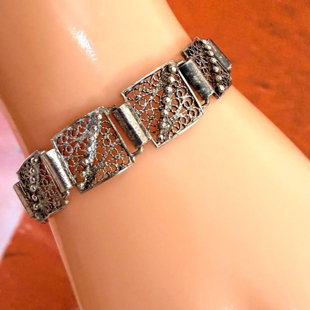 Vintage Silver Tone Filigree Panel Link Bracelet